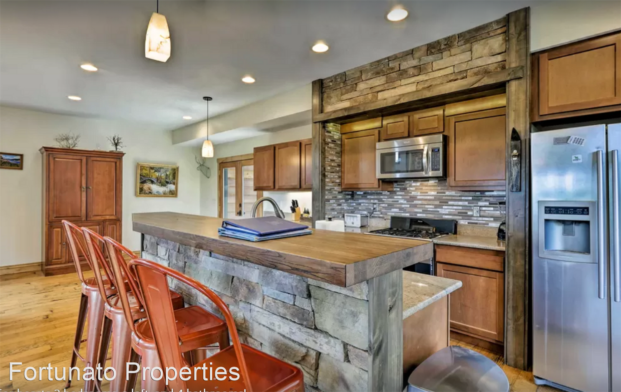Primary Photo - 4 br, 5 bath House - 521 Kimmes Lane