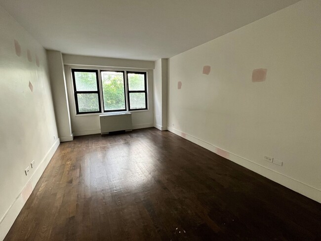 Foto del edificio - 220 E 63rd St