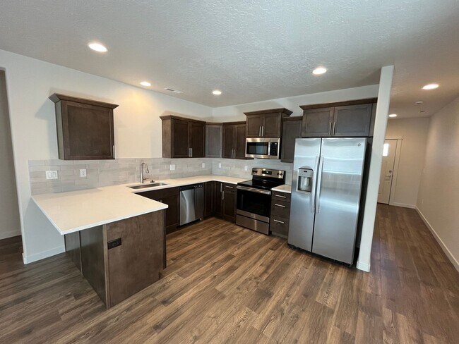 Foto del edificio - 2539 NE Studio Rd