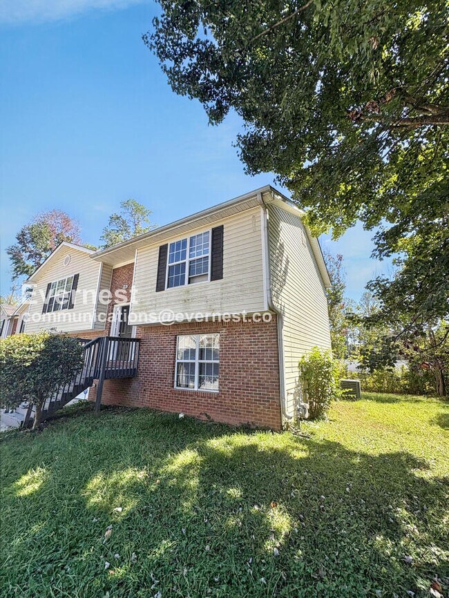 Foto del edificio - 1997 Oak Terrace Dr SE