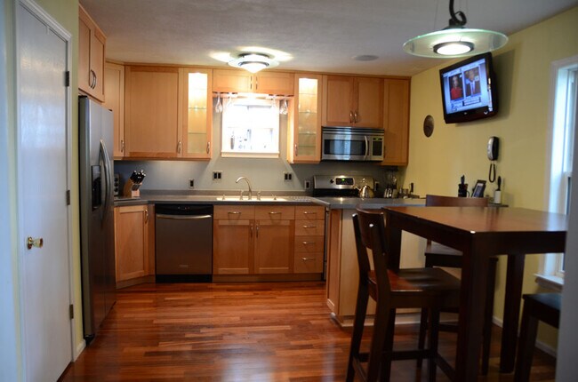 Foto del edificio - One Bedroom Home for a Movie Lover