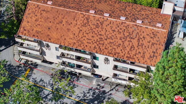 Building Photo - 2700 Cahuenga Blvd