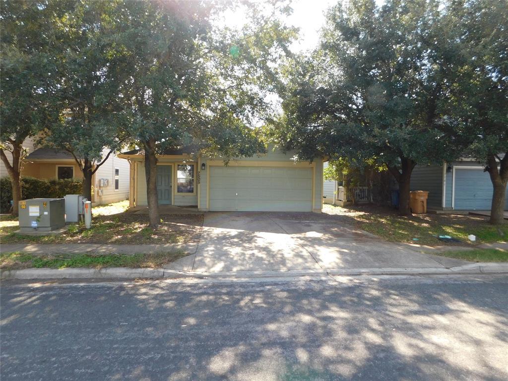 Primary Photo - 7505 Elk Pass Dr