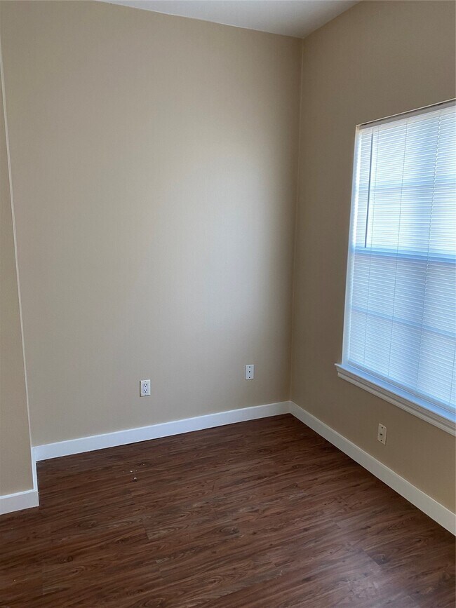 Foto del edificio - 1616 Avenue N