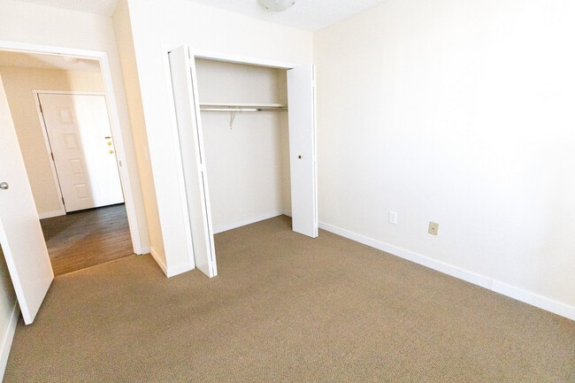 Building Photo - Mainstreet Airdrie Apartments