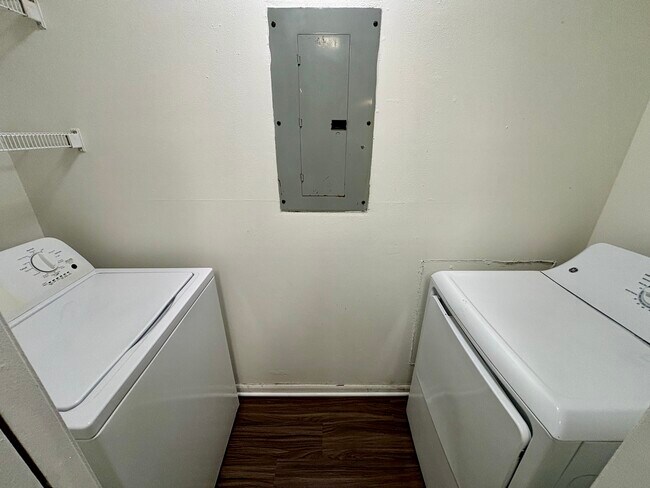 Foto del edificio - Crown Ridge Apartments
