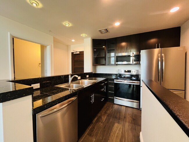Photo - "Discover Urban Elegance: Spacious 1417 Sq Ft Studio Condo in the Heart of Phoenix!"