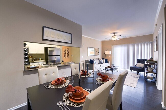 Foto del edificio - Whisper Creek