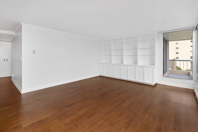 Foto del edificio - 1070 Green St