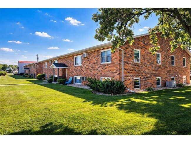 Foto del edificio - 114 Lake Ave S