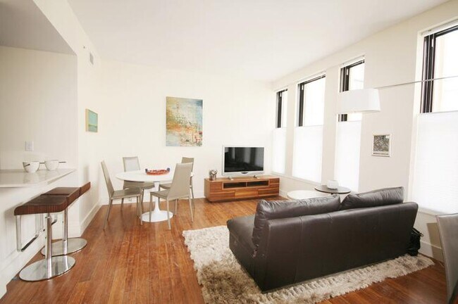 Foto del edificio - 8 Winter St