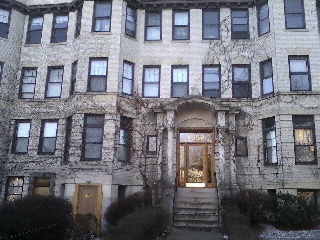 Building Photo - 1872 Commonwealth Ave