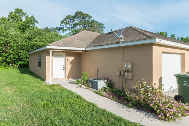 Building Photo - 507 Paulling Dr