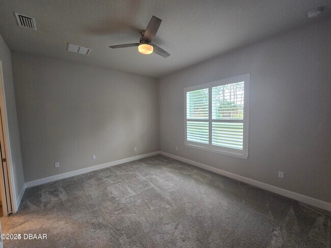Foto del edificio - 54 Longridge Ln