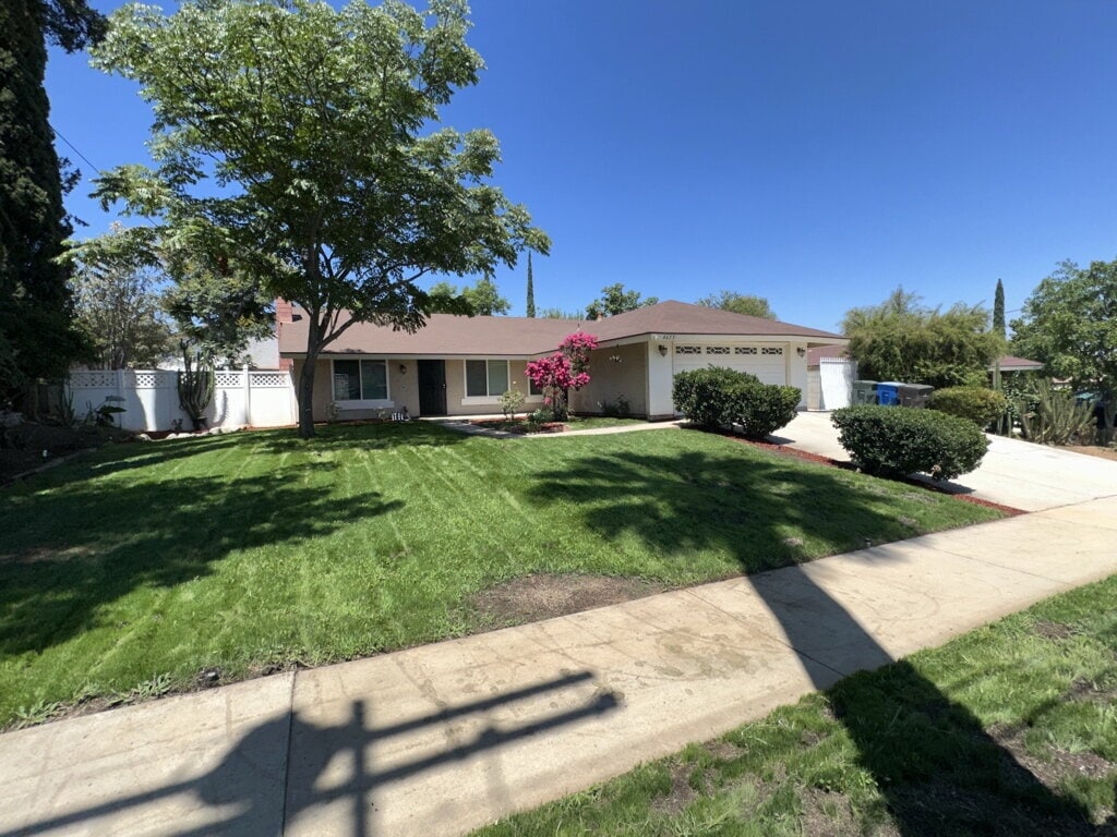 Primary Photo - 4653 Kansas Ave