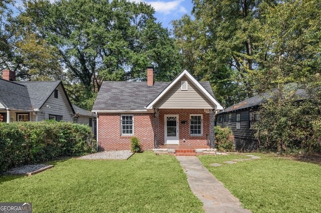 Building Photo - 1005 Westmoor Dr NW