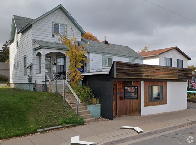 Building Photo - 411 N 3rd St