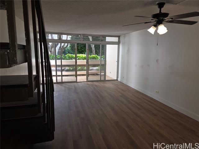 Foto del edificio - 500 University Ave