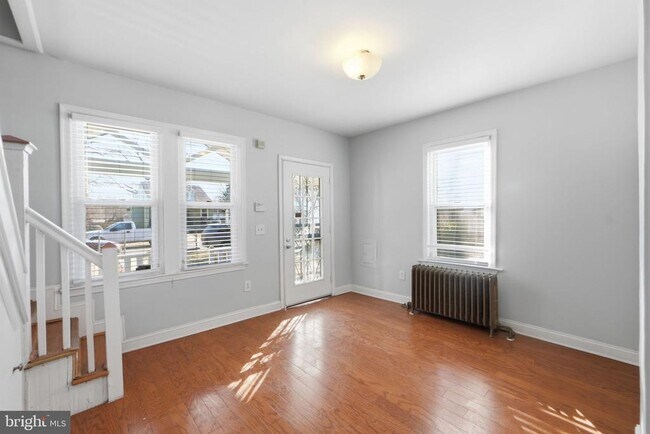 Foto del edificio - 3026 Channing St NE
