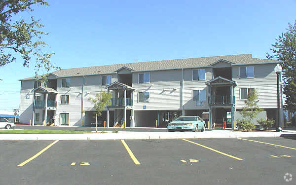 Foto del edificio - Cansler Village Apartments