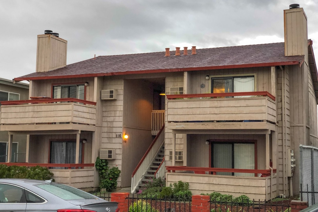 Primary Photo - Ground level apartment in Vallejo