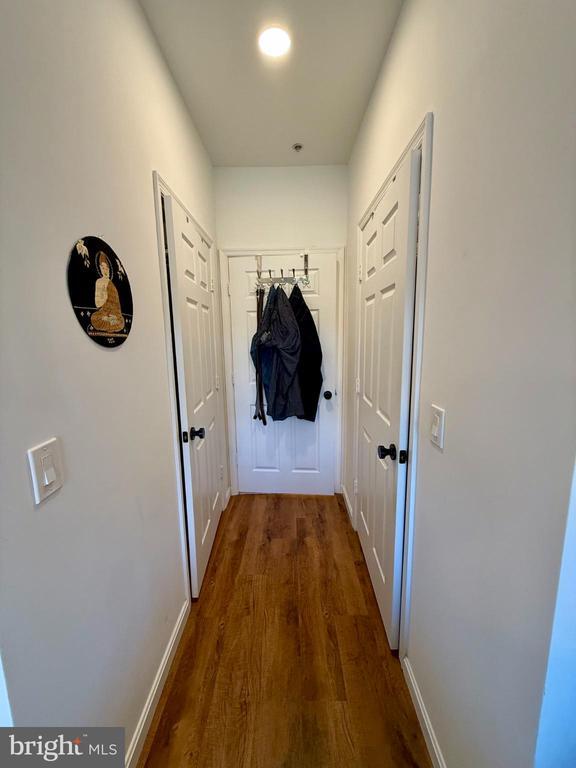 Building Photo - 3021 Nicosh Cir