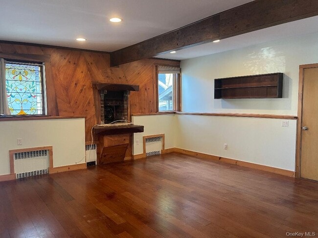 Building Photo - 265 Edwards Blvd