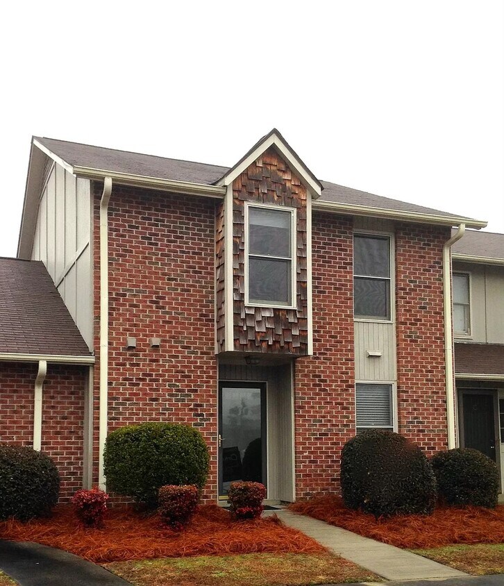 Foto principal - 1861 Quail Ridge Rd