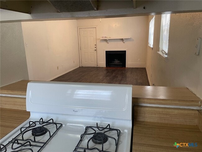 Building Photo - 660 Mill St