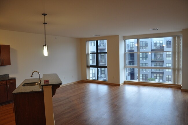Building Photo - Jackson Square Apartments