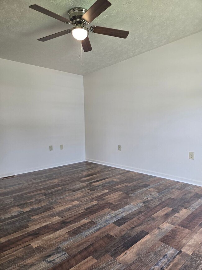 Foto del edificio - 2 bedroom/2 bath duplex in Mt Sterling