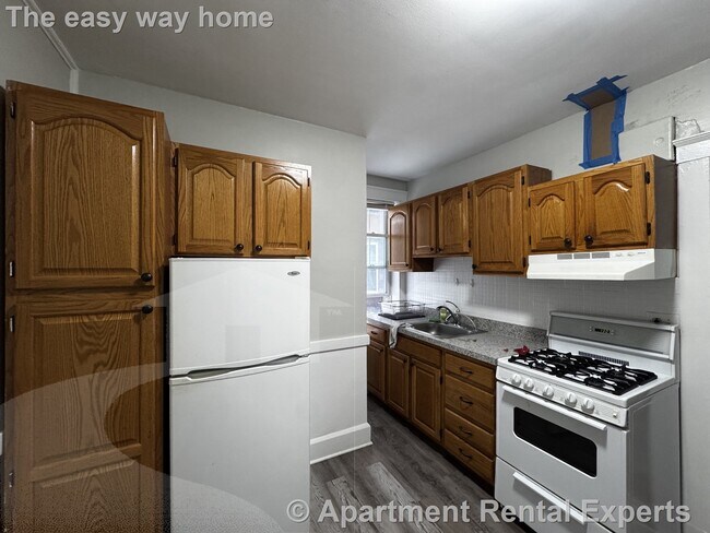 Foto del edificio - 156-158 Summer St Unit #107