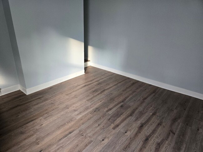 Foto del edificio - 1317 W 3rd St