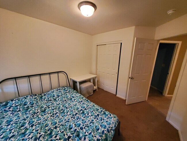 Foto del edificio - 2476 Orion Way