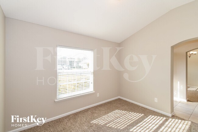 Building Photo - 15962 Bainebridge Dr