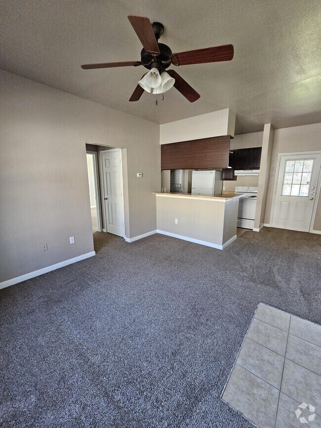 Apartments for rent in Decatur TX with High Ceilings 8 Rentals