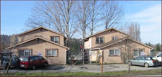 Building Photo - 5005 Delridge Way SW