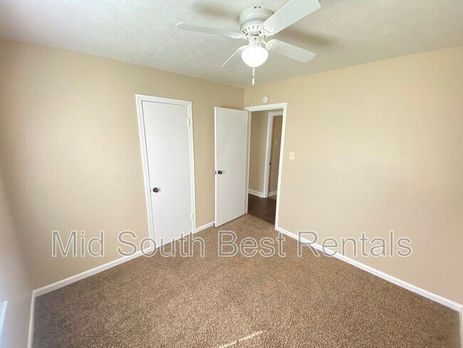 Foto del edificio - 5039 Newton Rd