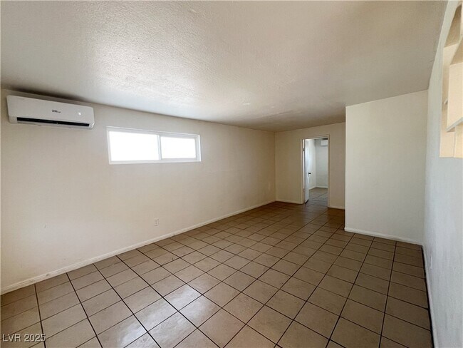 Foto del edificio - 2030 Sunrise Ave