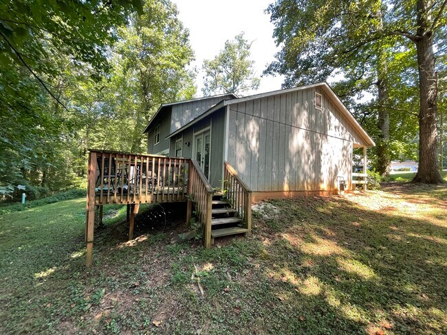 Vista lateral - 4173 Alicia Ct