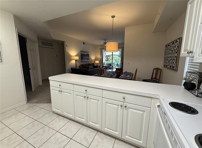 Building Photo - 8335 Glen Rose Way