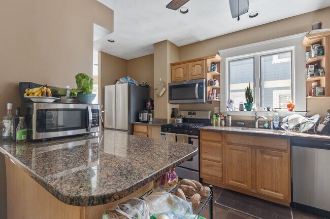 Foto del edificio - 12 Barton St