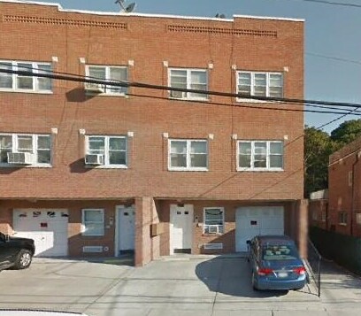 Primary Photo - 9035 83rd Ave