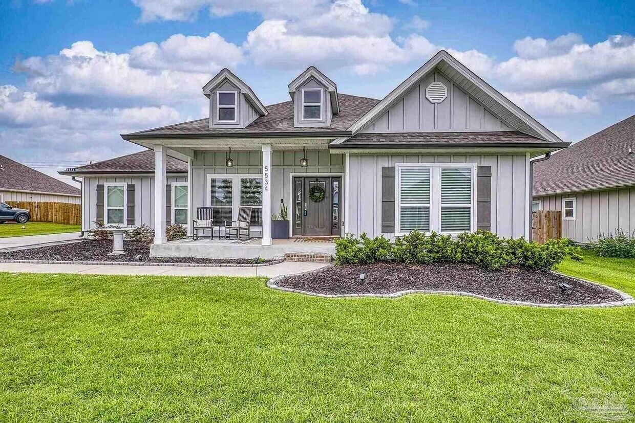 Foto principal - 5534 Blake Ln