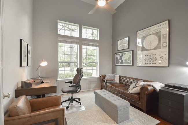 Building Photo - 7 E Shale Creek Cir