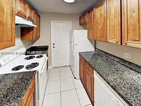 Foto del edificio - 624 SW 16th Ave