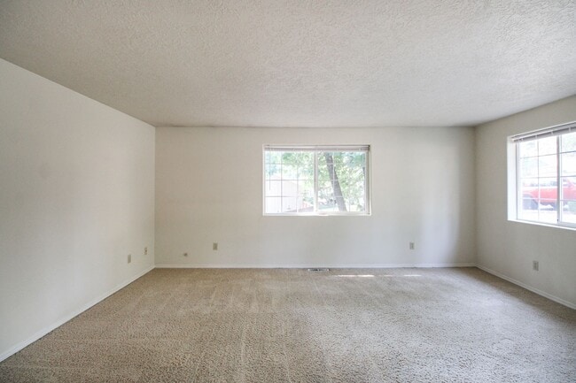 Foto del edificio - 3200 Lorian Ln SE