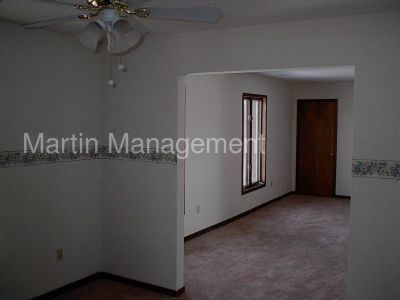Building Photo - 5637 Ryewyck Dr