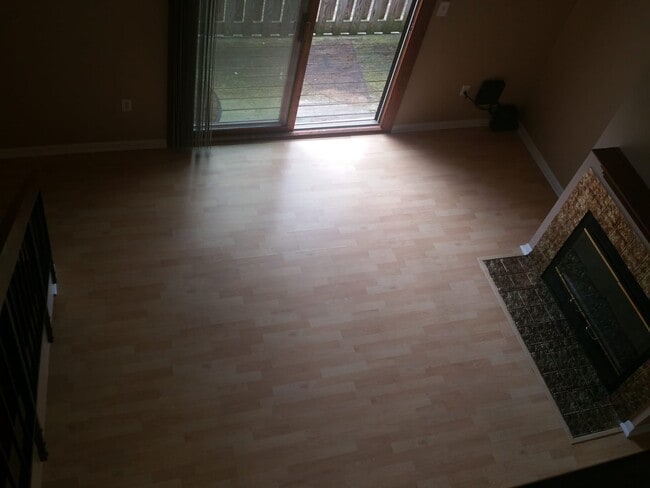 Building Photo - 620 Ravens Crest Dr