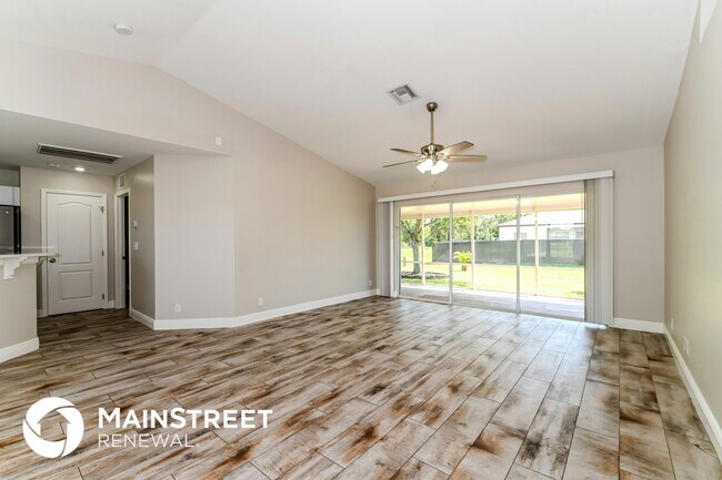 Foto del edificio - 3303 NW Juanita Pl